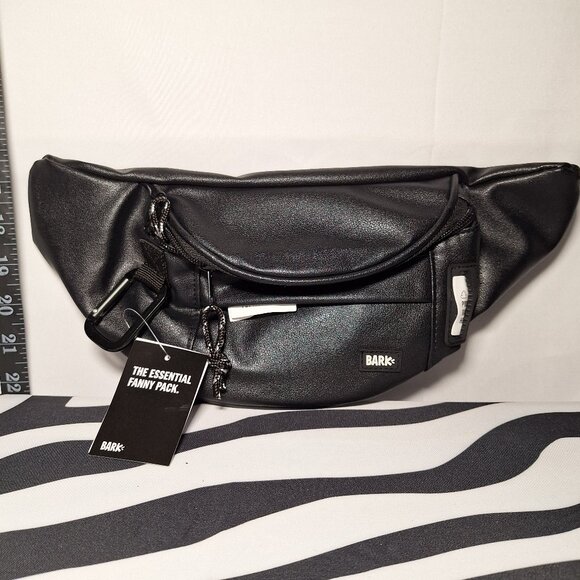 NWT Bark The Essential Fanny Pack - black - Picture 1 of 12